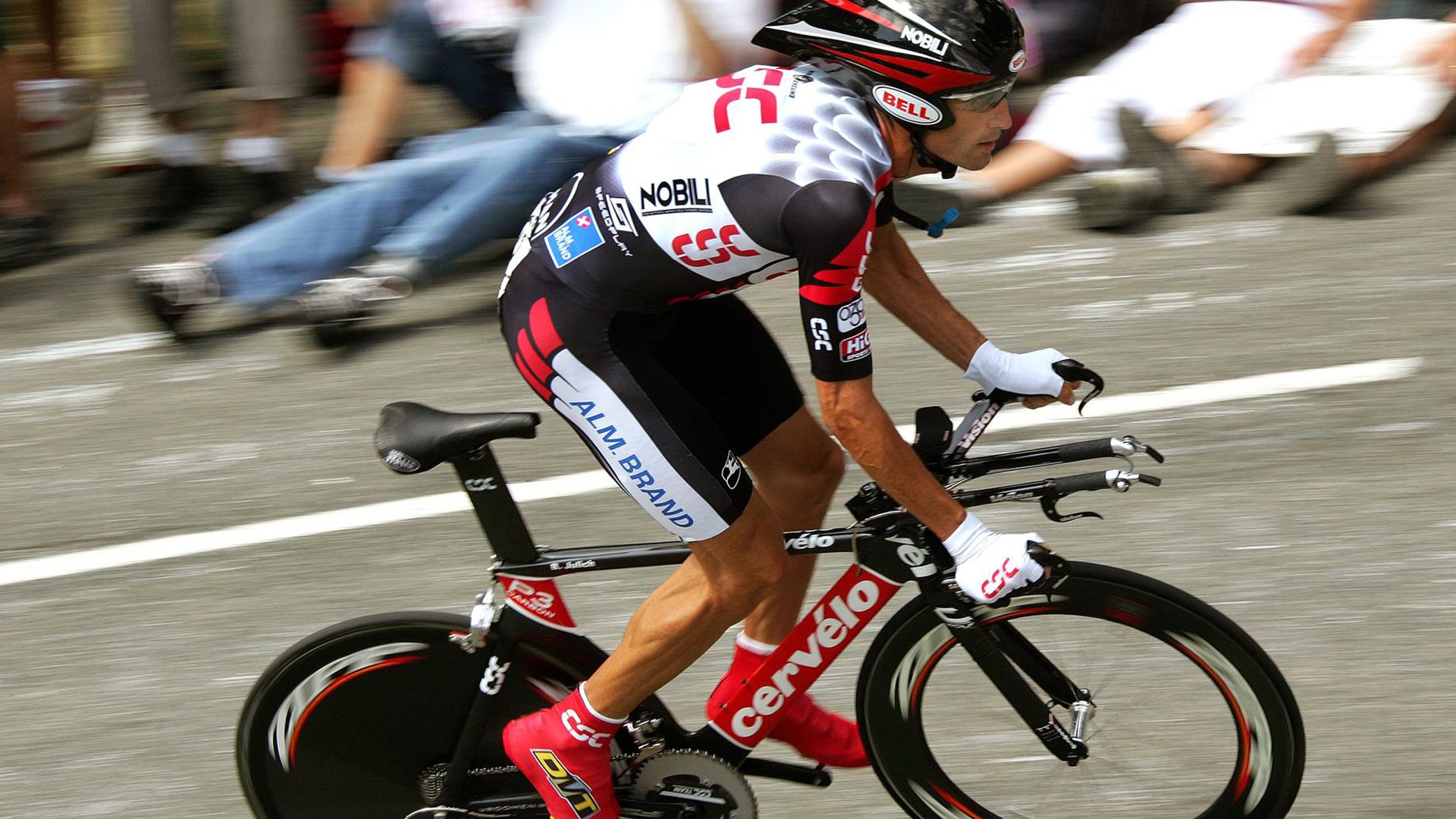 开云·Kaiyun网页版-车手与工程师的密切配合揭秘，车手是啥